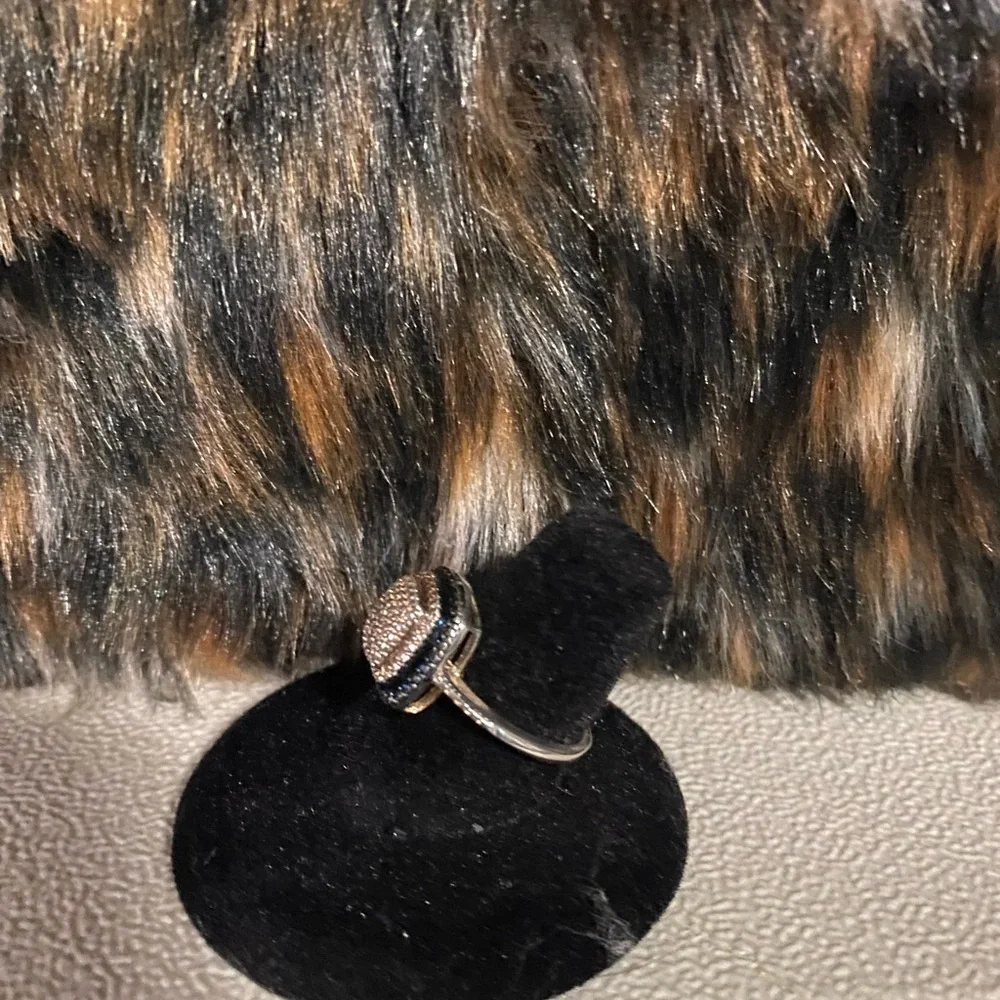 Sterling Silver ring - Picture 2 of 6